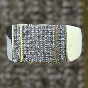 10k gold .55 carat weight si-i natural diamond ring