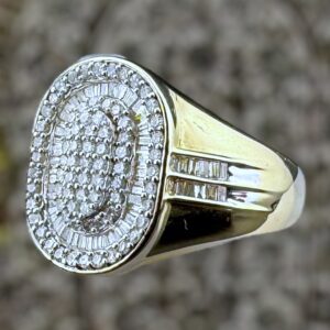 10K gold ring .92 carat weight SI Natural Diamonds