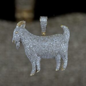 10k gold 1.0 – 1.85 carat weight si-i natural GOAT diamond pendant