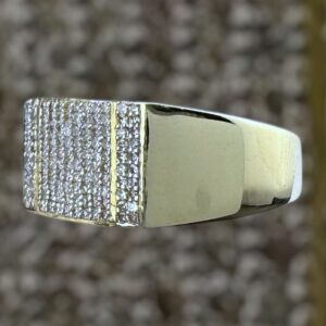 10k gold .55 carat weight si-i natural diamond ring