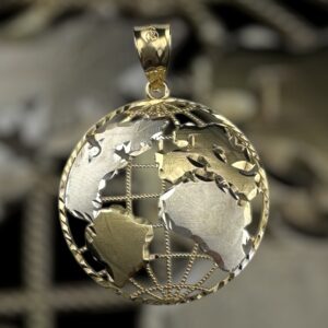10k white/yellow gold two tone world pendant