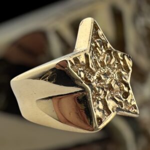 10k gold nugget style star ring