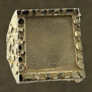 10k gold nugget style memorial ring